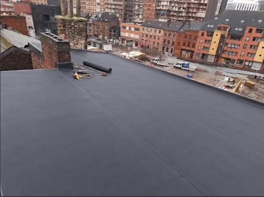 Toiture plate EPDM
